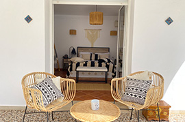 Accès direct patio du chambre Dounia 