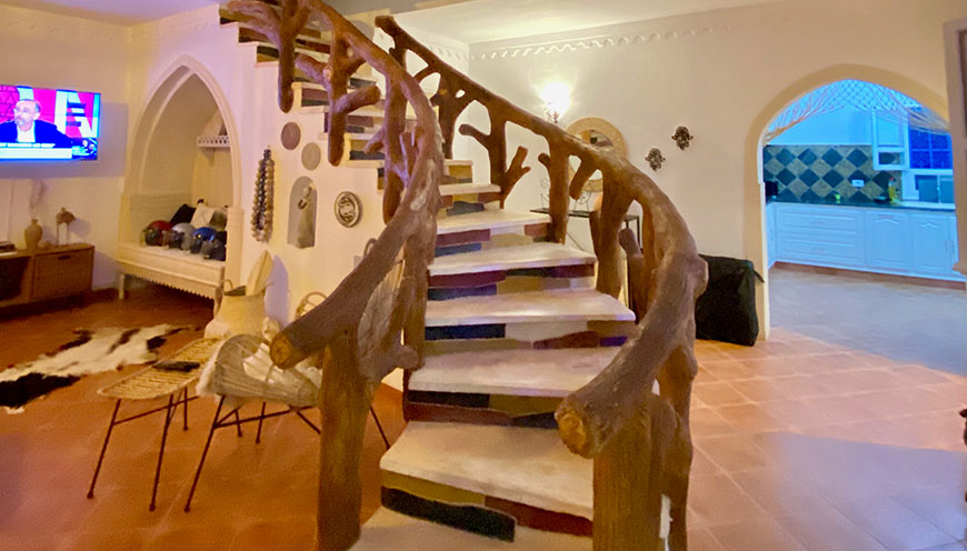 Escalier Privé Pour Suite Yasmin